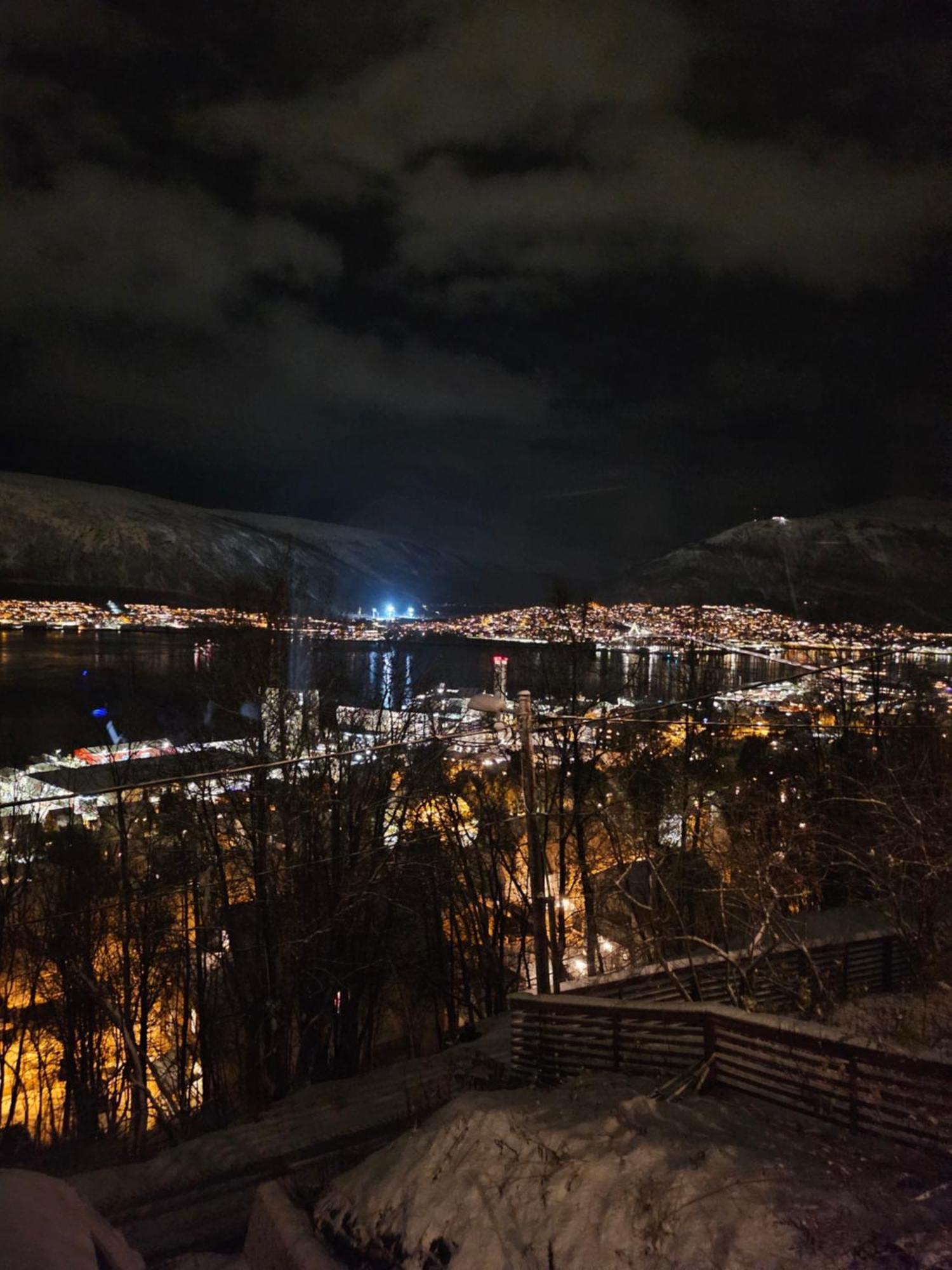 Tromsoapartment Silent Area With Nice View I Have Warm Caravan For Rent Same Place, 4 People Exterior foto