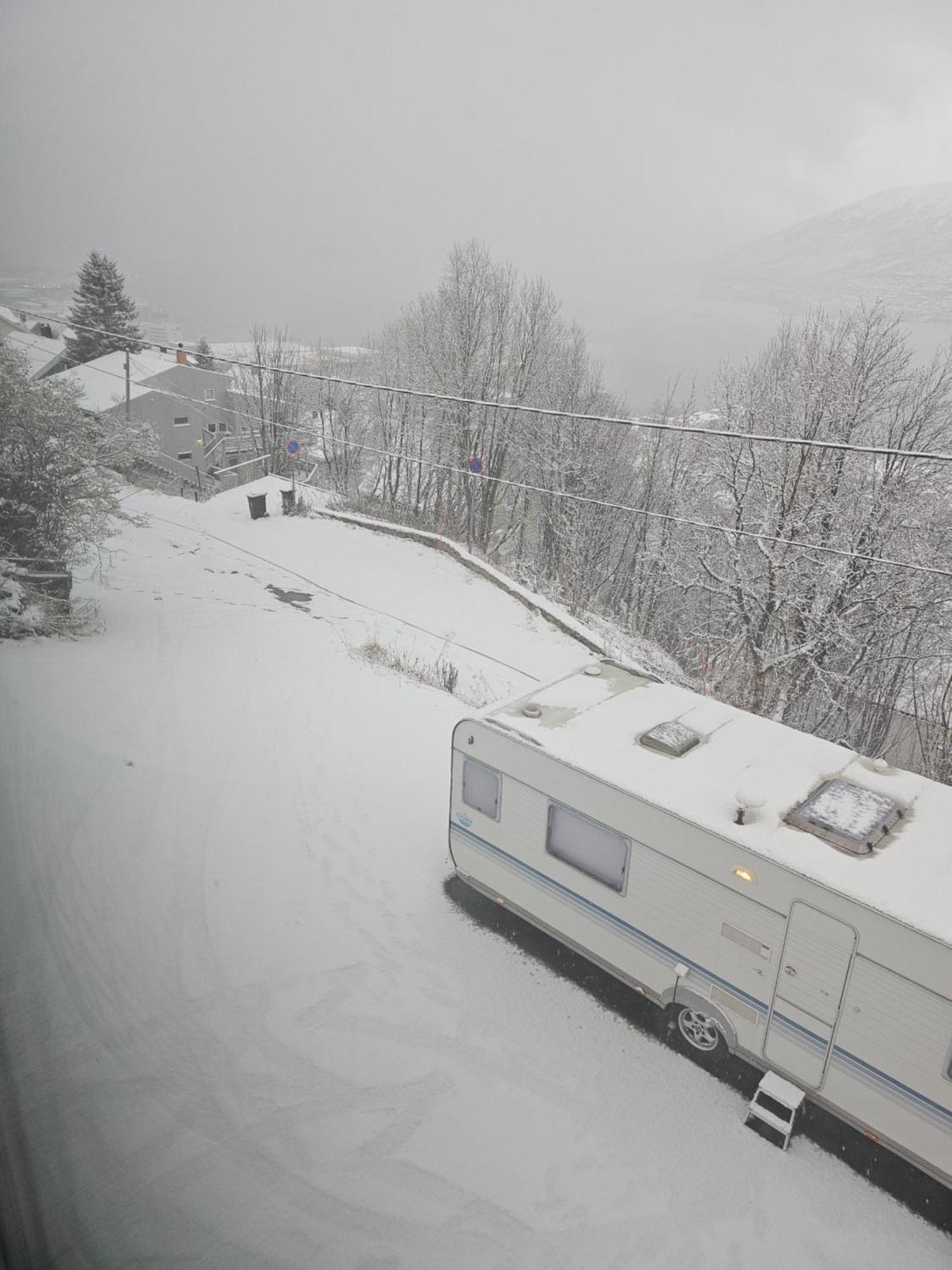 Tromsoapartment Silent Area With Nice View I Have Warm Caravan For Rent Same Place, 4 People Exterior foto
